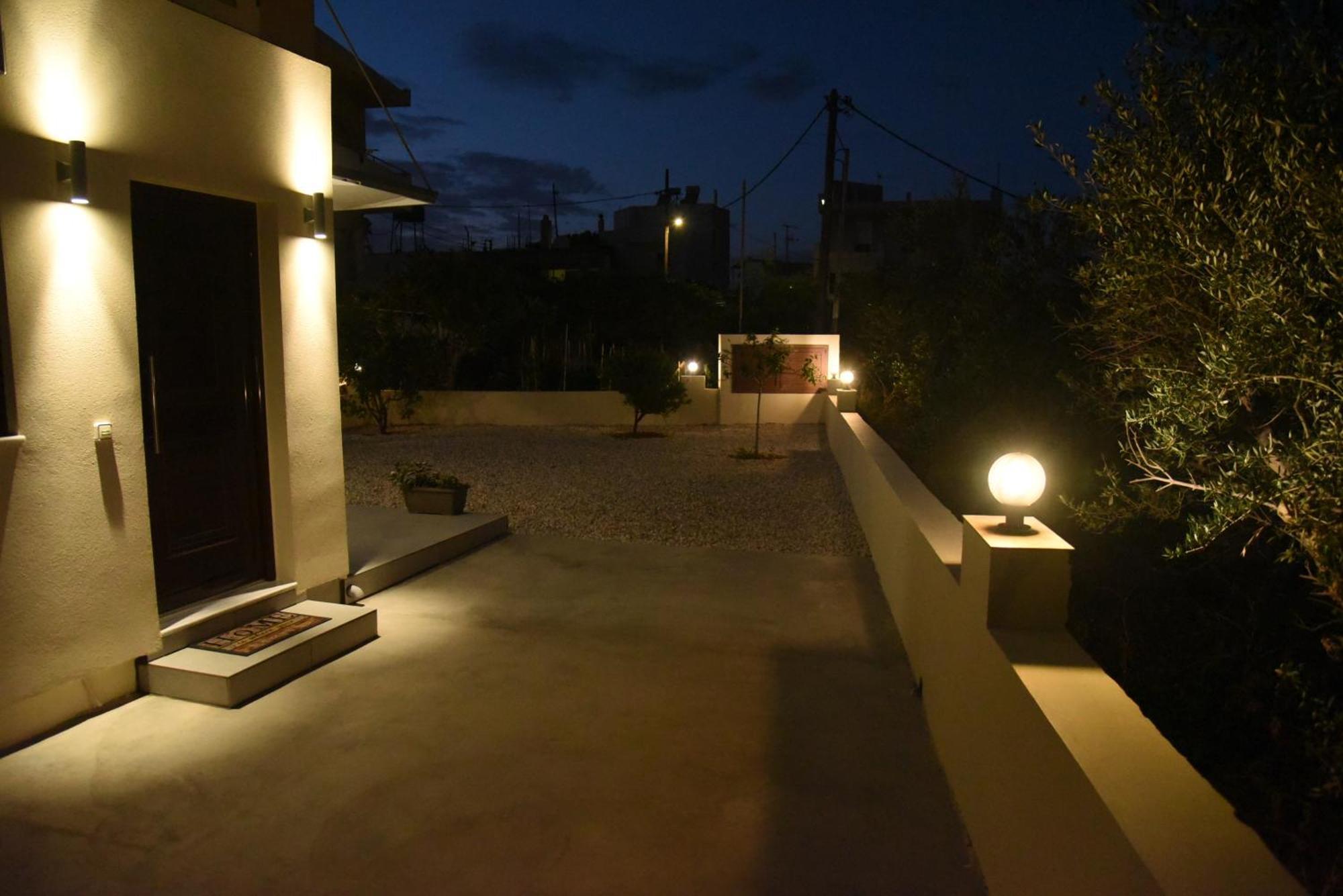 Pirgos Deluxe Apartment - Private Parking กิสเซมอส ภายนอก รูปภาพ