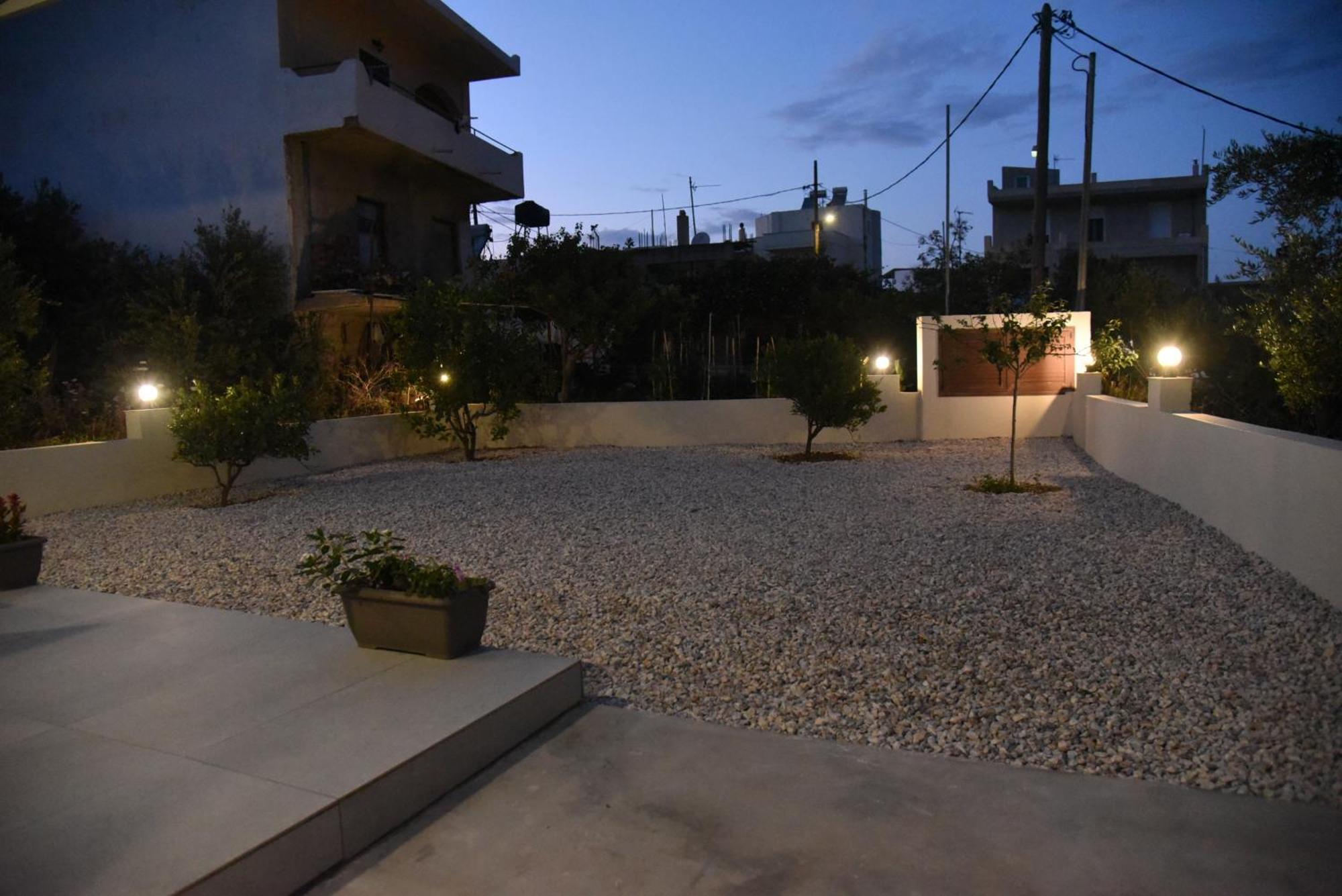 Pirgos Deluxe Apartment - Private Parking กิสเซมอส ภายนอก รูปภาพ